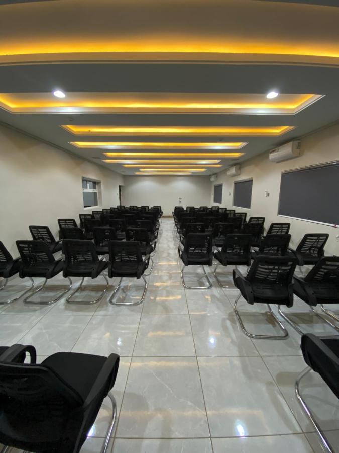 Emmaag Hotel, Ibadan Esterno foto
