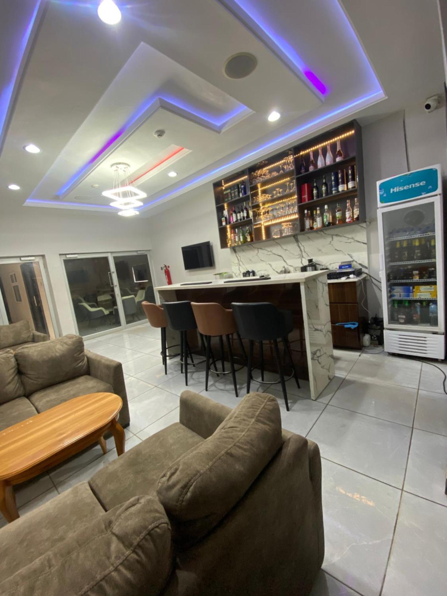 Emmaag Hotel, Ibadan Esterno foto